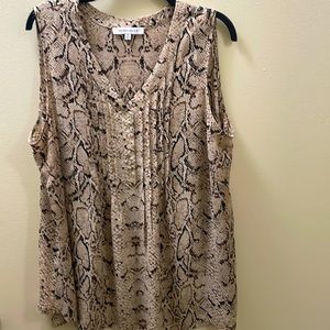 Sleeveless snake print